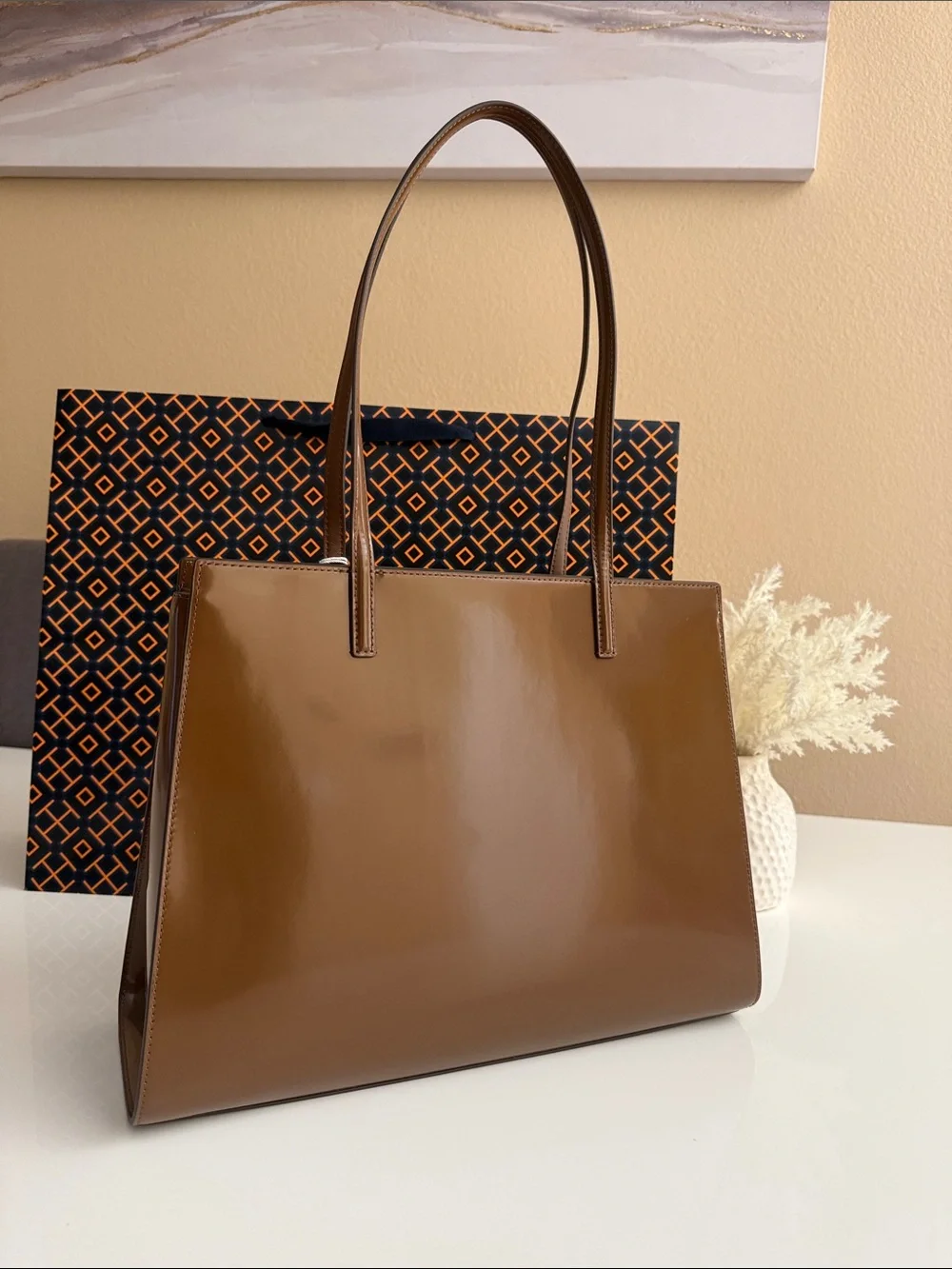 NWT , tory burch Emerson smooth work brown /tan tote bag rich walnut $550